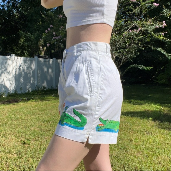 Vintage High Waisted Hand Painted Shorts - Picture 3 of 7